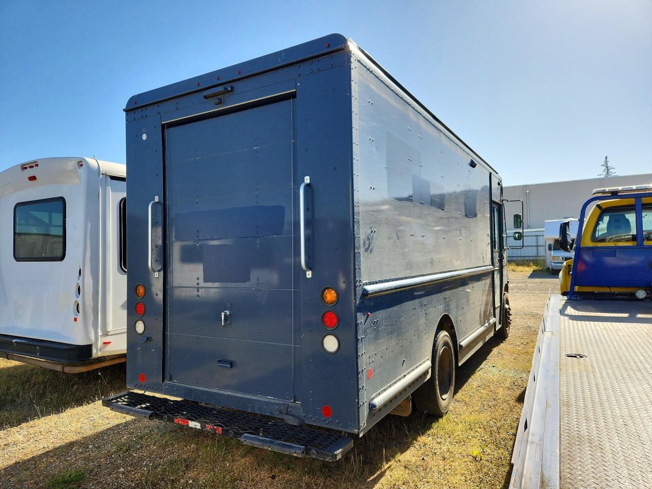 2021 Freightliner Chassis M Line WALK-IN Van