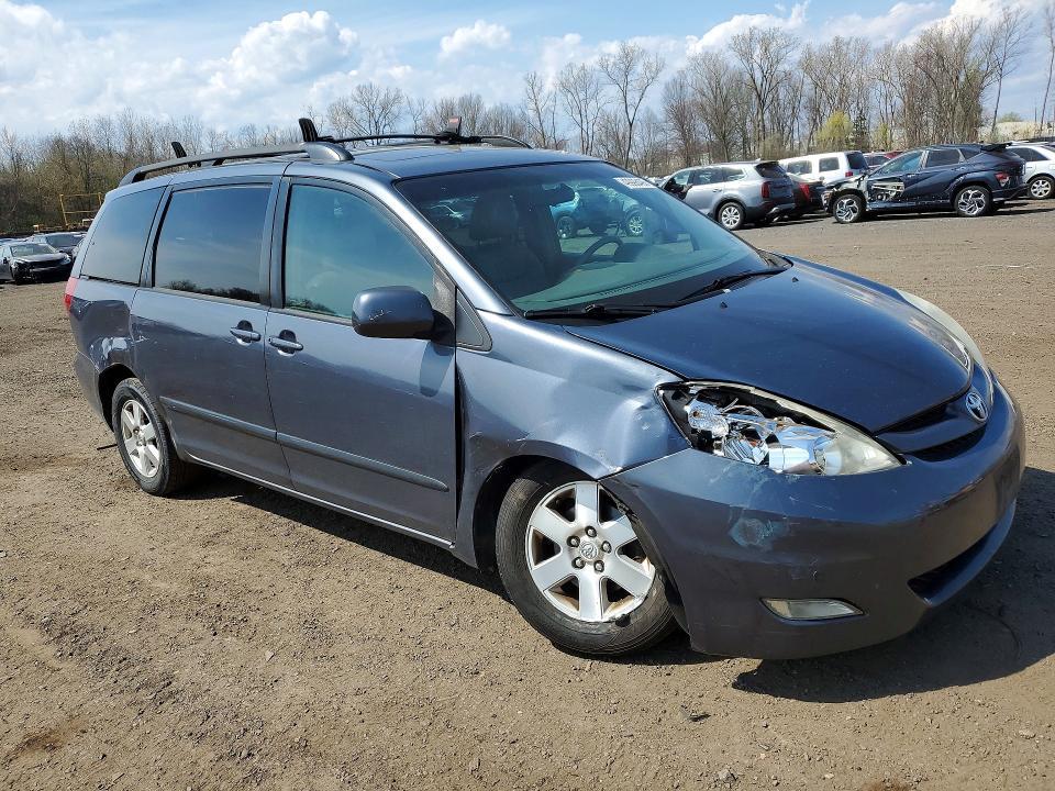 2009 Toyota Sienna xle