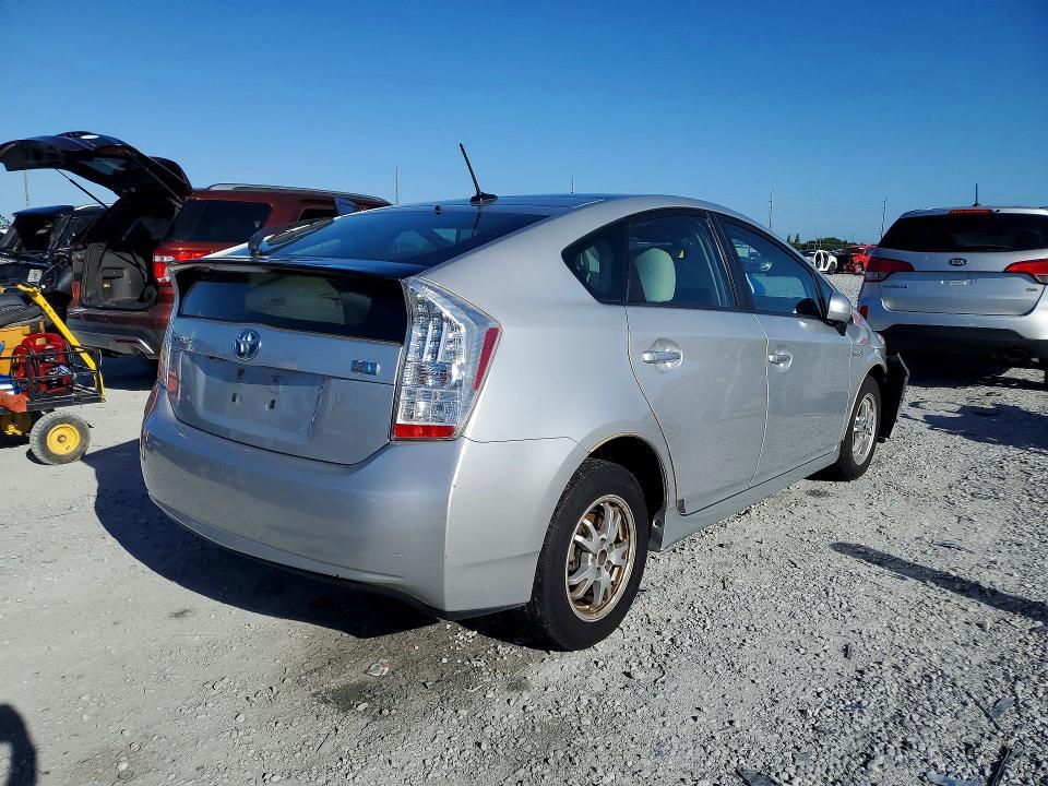2010 Toyota Prius iv