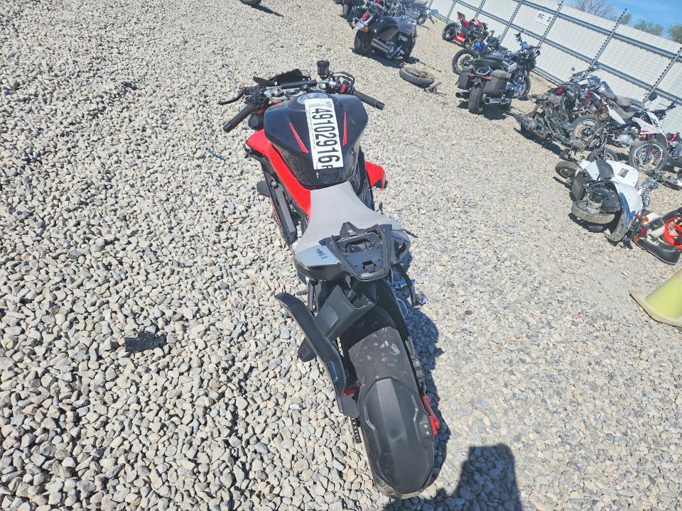 2025 Cf Moto 675SS