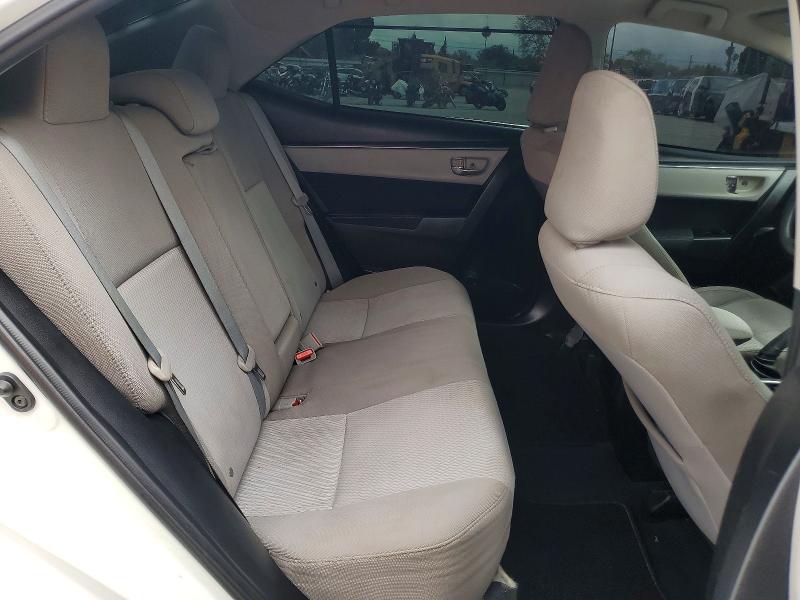 2015 Toyota Corolla le Plus