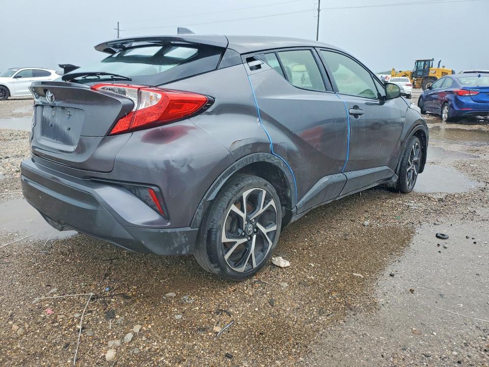 2019 Toyota C-hr xle