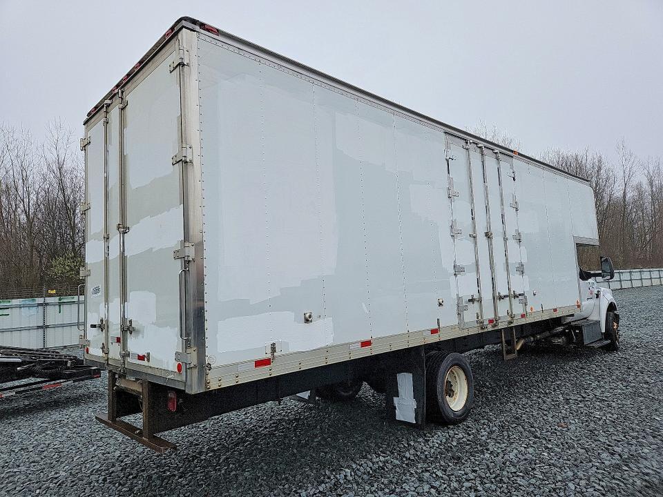 2016 Ford F650 Super Duty Delivery Truck