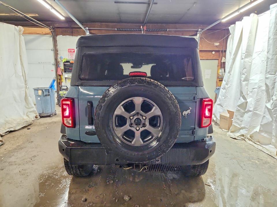 2021 Ford Bronco Base