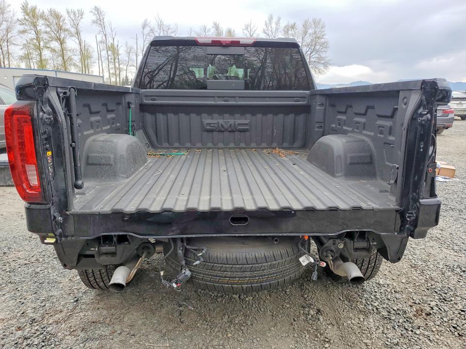 2025 GMC Sierra K1500 Denali