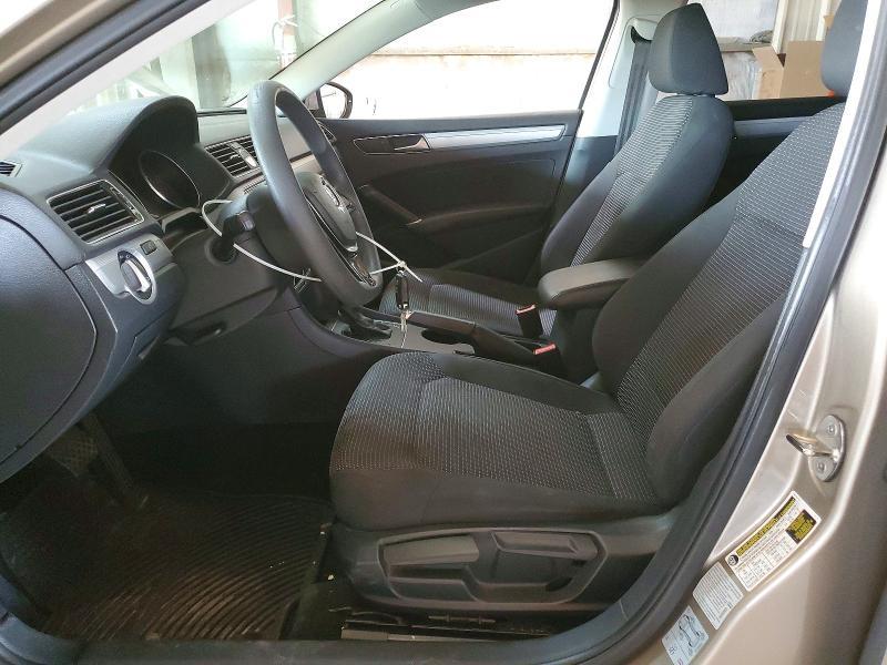2016 Volkswagen Passat s
