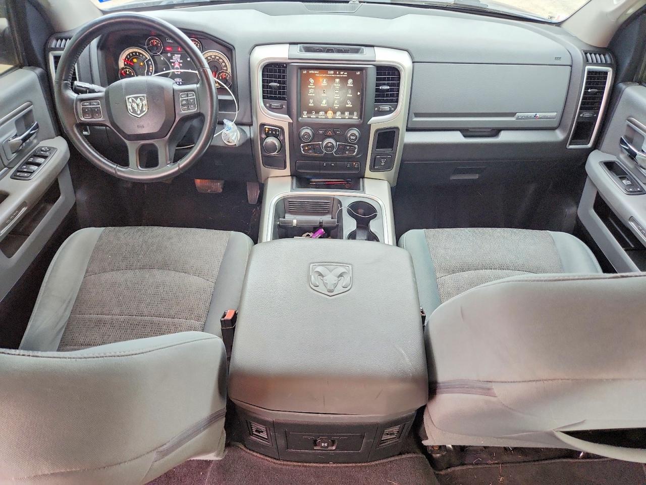 2017 Dodge RAM 1500 SLT