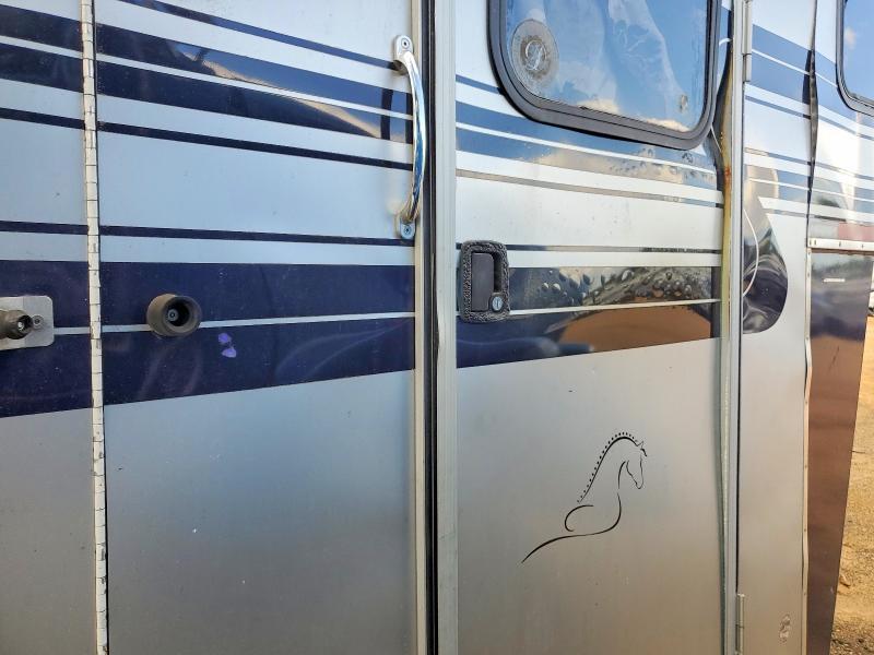 2014 Hawk FE-22-2 Horse Trailer