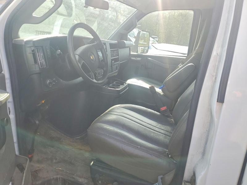 2020 Chev Rolet Express BOX Truck