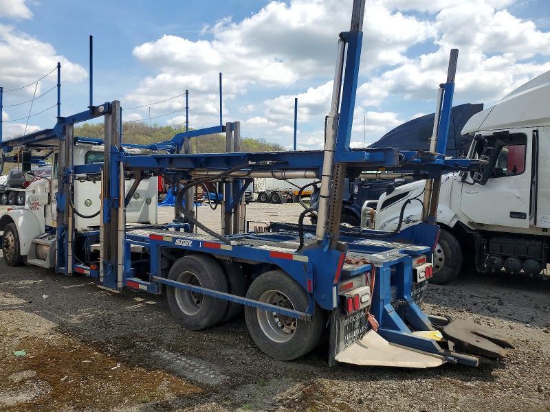2014 Peterbilt 365 Car Hauler Truck