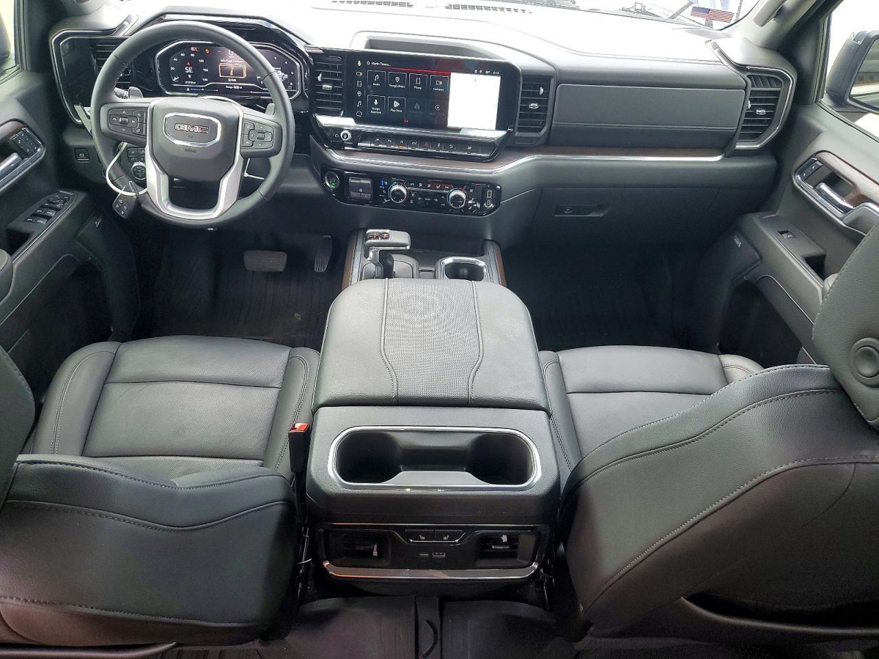2024 GMC Sierra K1500 SLT