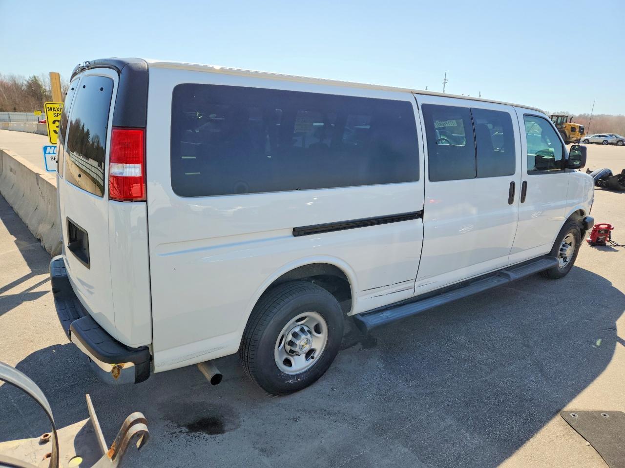 2023 Chevrolet Express G3500 LT