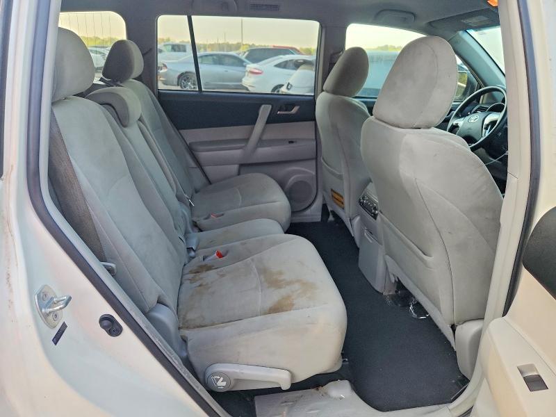 2013 Toyota Highlander Plus