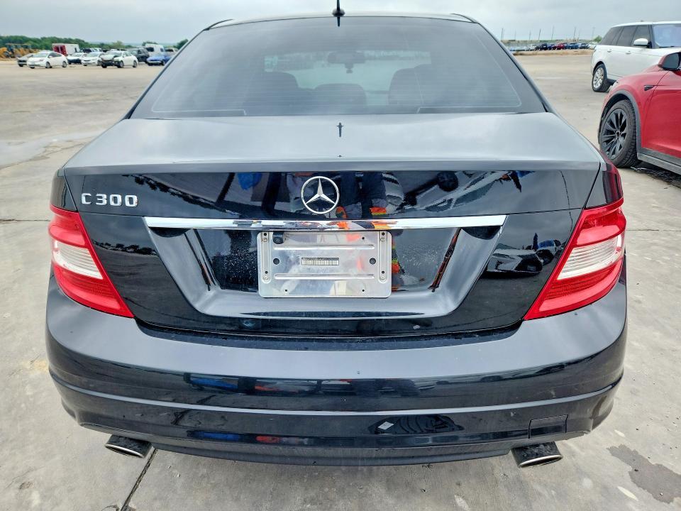 2011 Mercedes-Benz C300