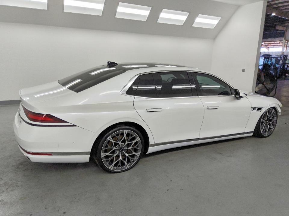 2025 Genesis G90 3.5t E-supercharger