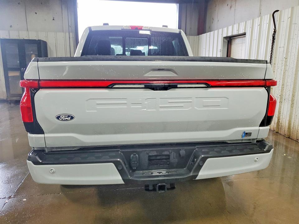 2025 Ford F150 Lightning Lariat
