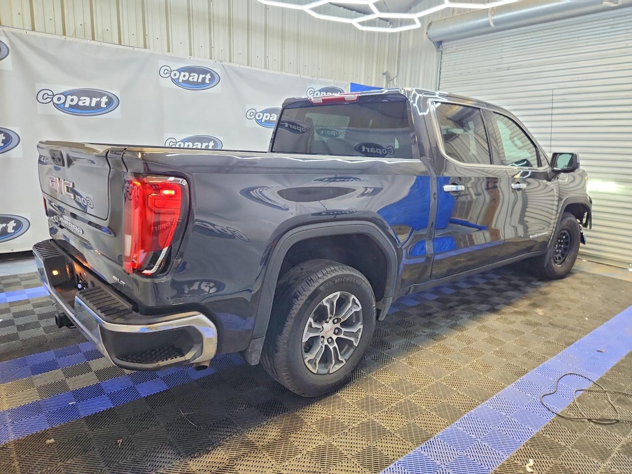 2026 GMC Sierra C1500 SLT