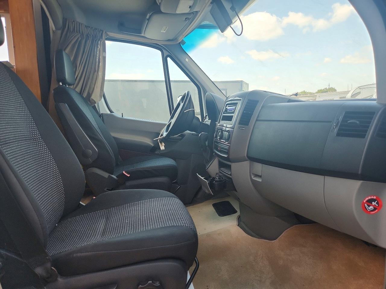 2007 Freigliner 2007 Freightliner Sprinter RV
