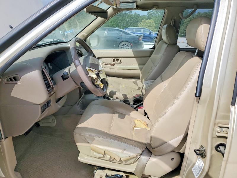 2001 Nissan Pathfinder se