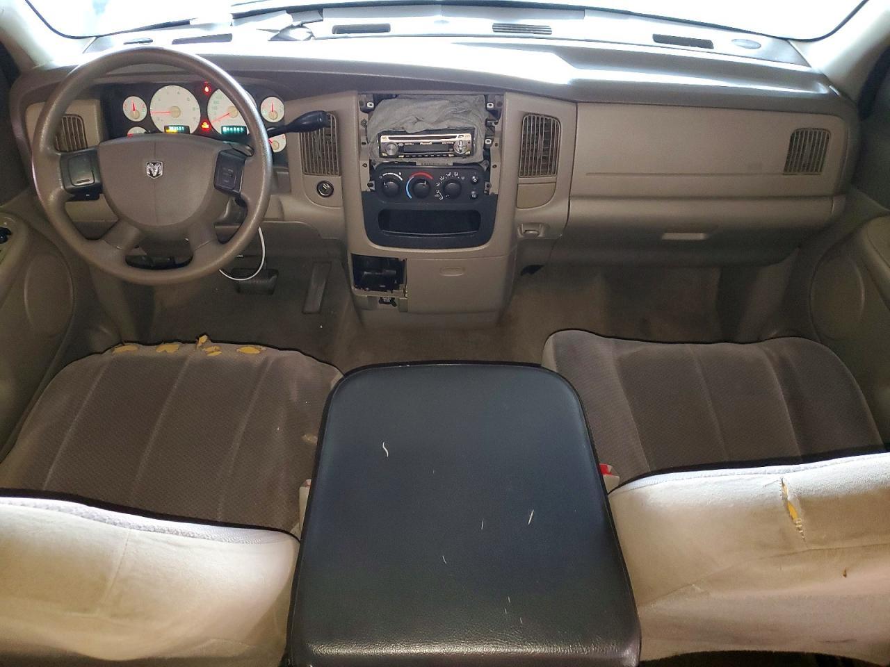 2004 Dodge RAM 1500 ST