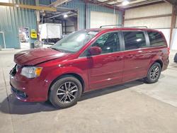 Vehiculos salvage en venta de Copart Eldridge, IA: 2017 Dodge Grand Caravan sxt