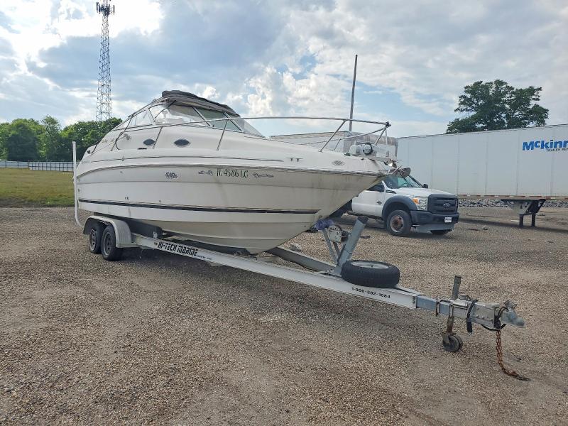 1999 Sea Ray 240 Sundancer-Boat