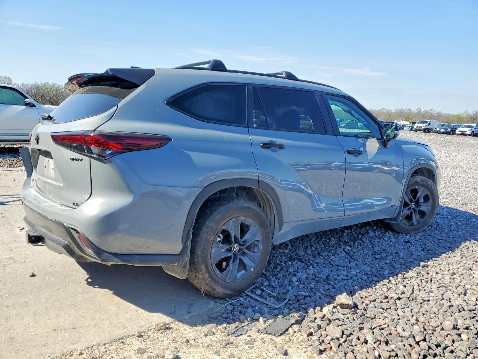2025 Toyota Highlander Hybrid xle Nightshade