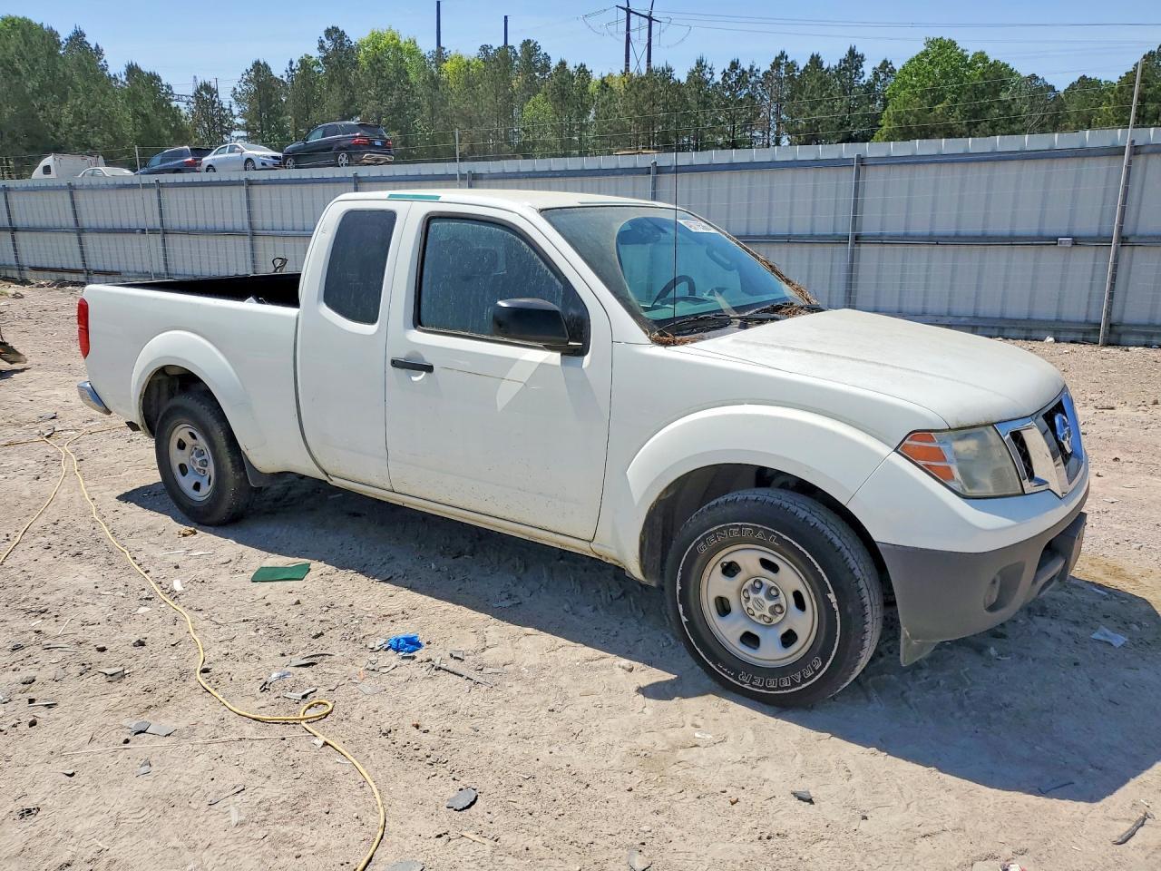 2016 Nissan Frontier S