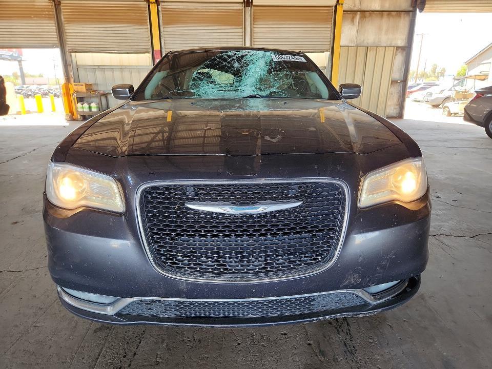2015 Chrysler 300c