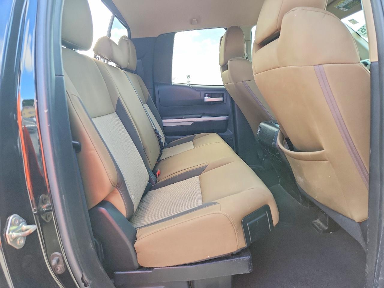 2016 Toyota Tundra SR5