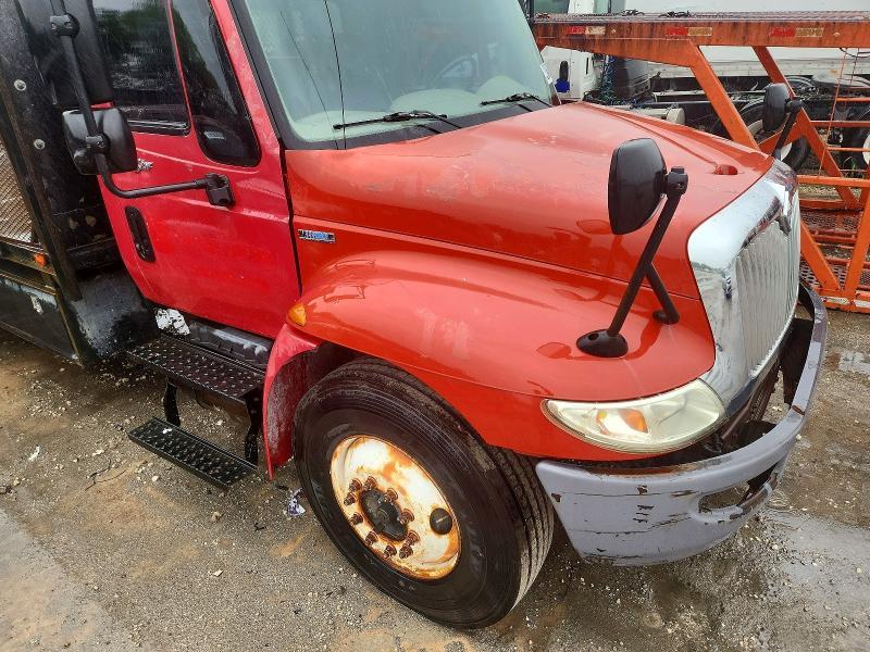 2009 International MA025 Flatbed Truck