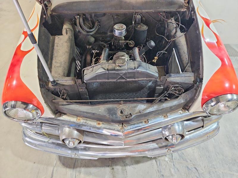 1951 Ford Custom Deluxe