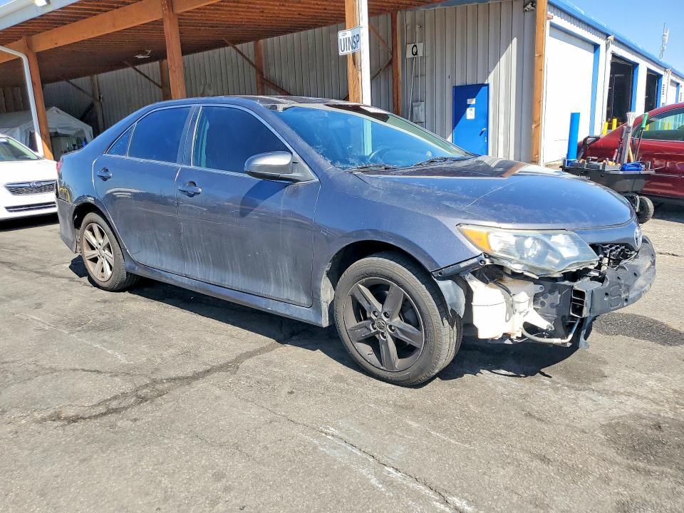 2014 Toyota Camry se