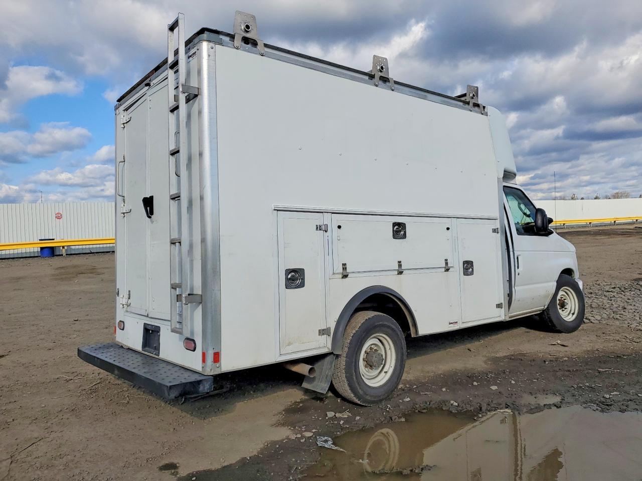 2019 Ford E350 Utility / Service Truck