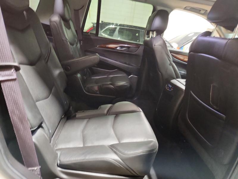 2015 Cadillac Escalade Luxury