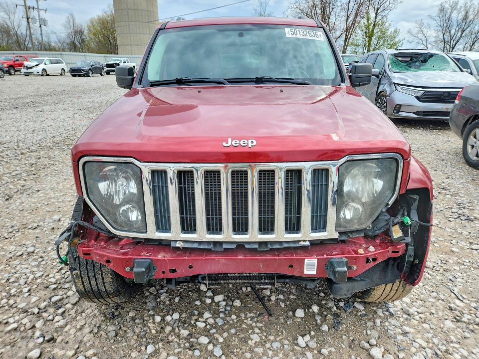 2012 Jeep Liberty jet