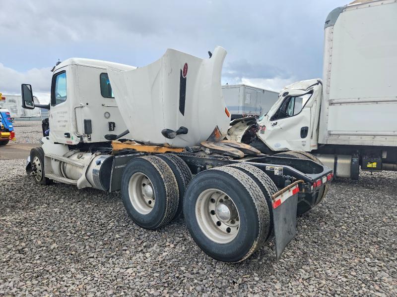 2022 Peterbilt 579 Semi Truck