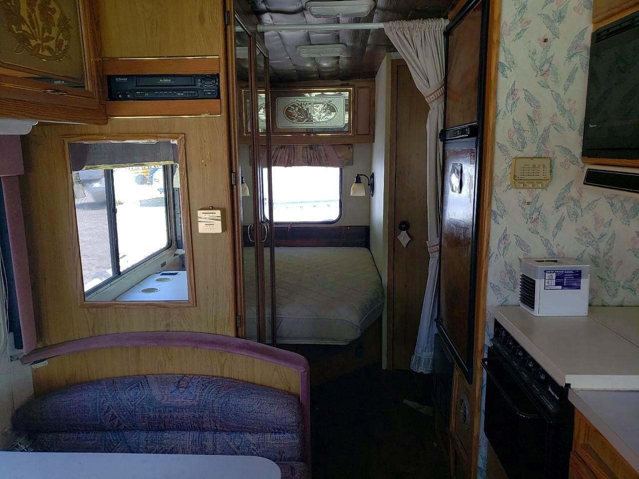 1992 Winnebago 1991 Sunrise RV