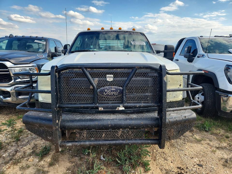 2015 Ford F450 Super Duty Flatbed Truck