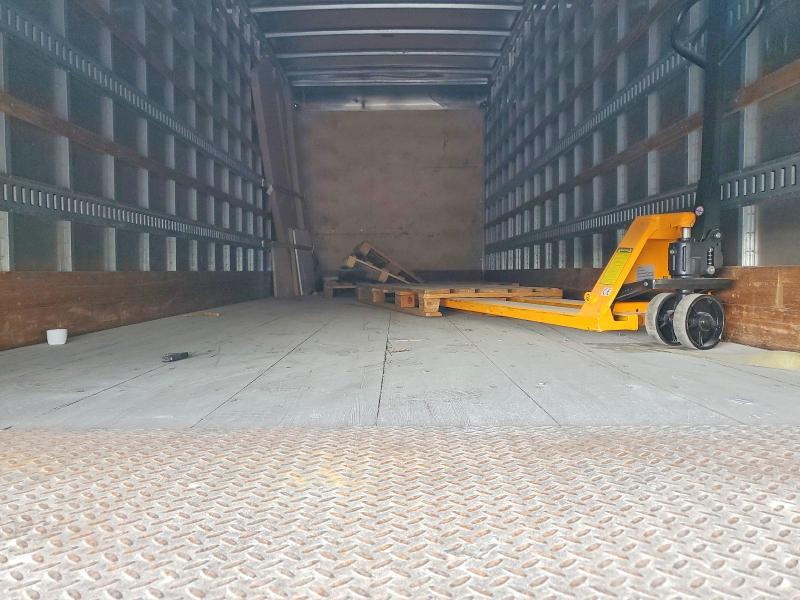 2021 Hino L6 BOX Truck