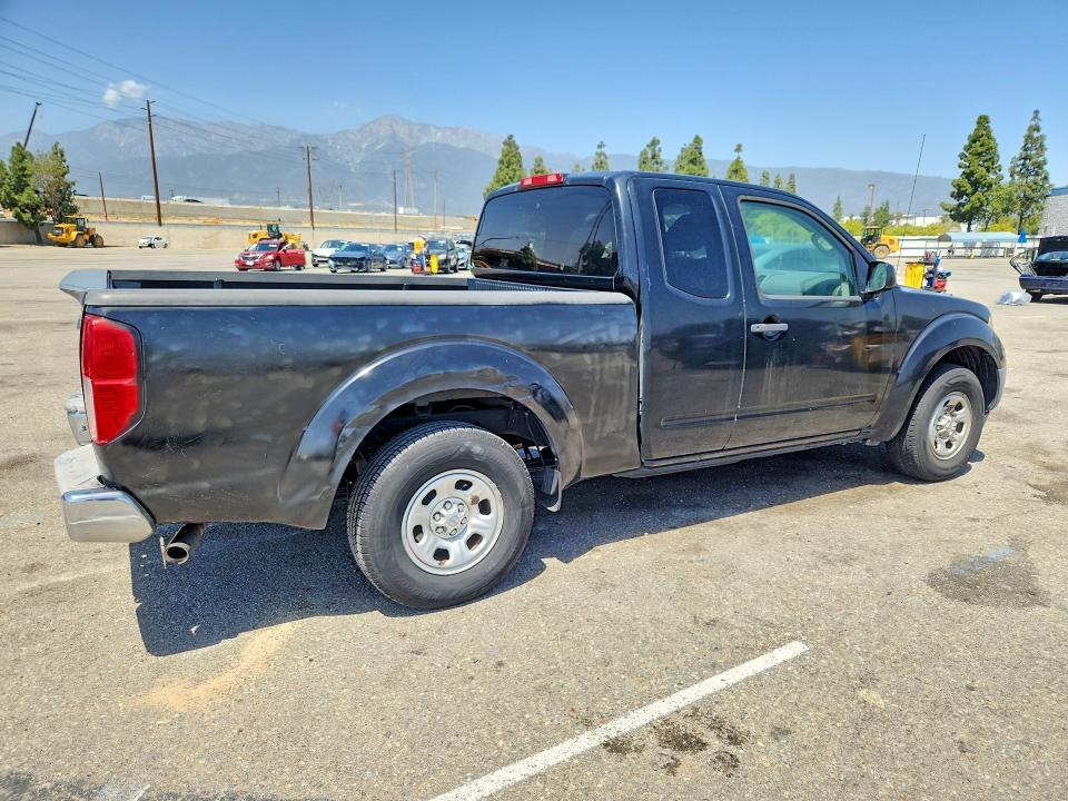 2013 Nissan Frontier S