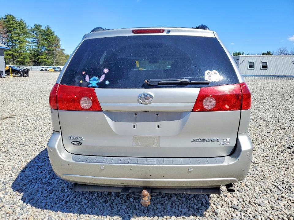 2008 Toyota Sienna le