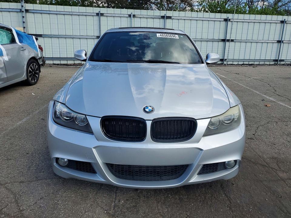 2011 BMW 335 i