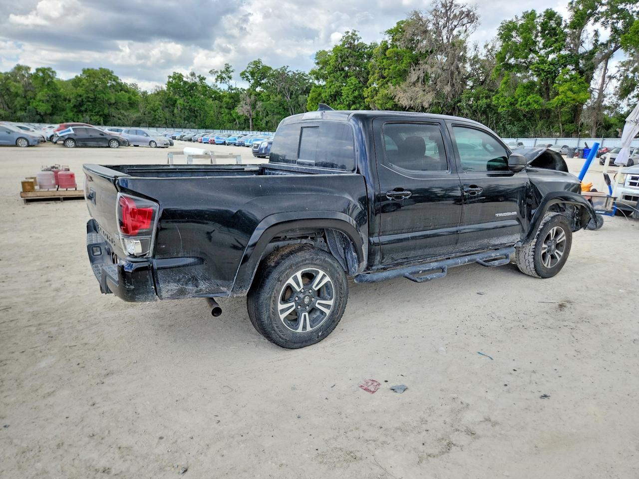 2017 Toyota Tacoma TRD Sport
