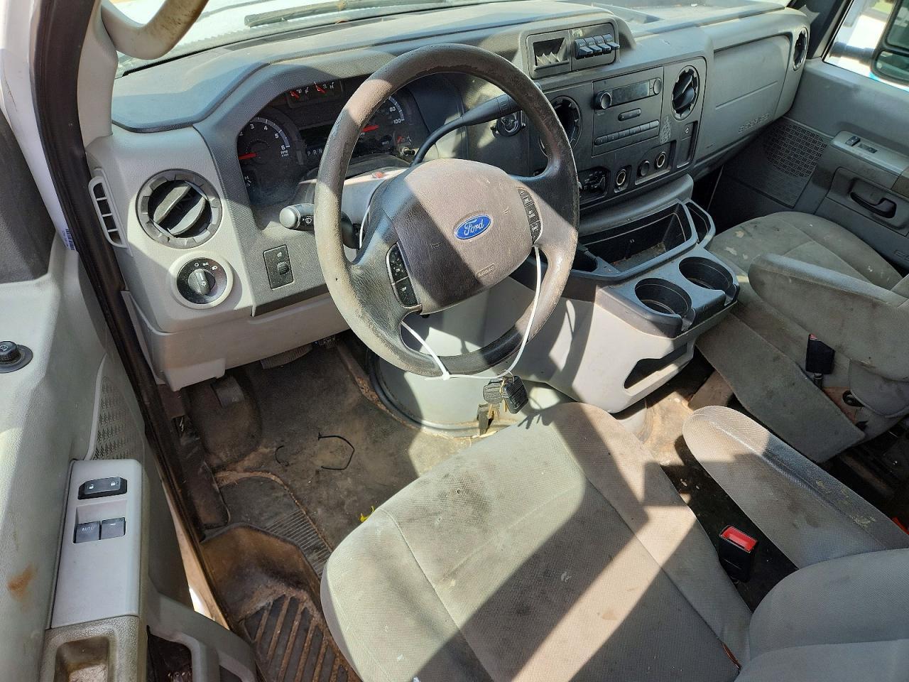 2019 Ford E350 Utility / Service Truck