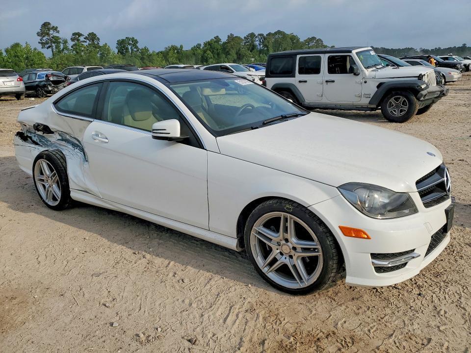 2014 Mercedes-Benz C 250