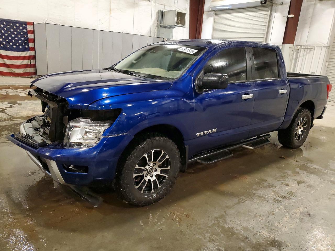 2021 Nissan Titan SV