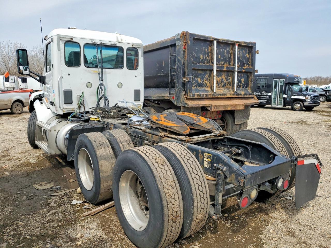 2017 Peterbilt 579 Semi Truck