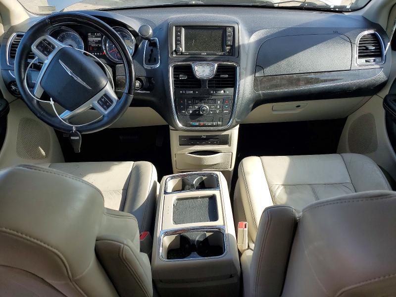 2013 Chrysler Town & Country Limited