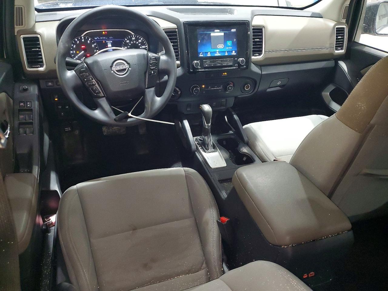2022 Nissan Frontier SV